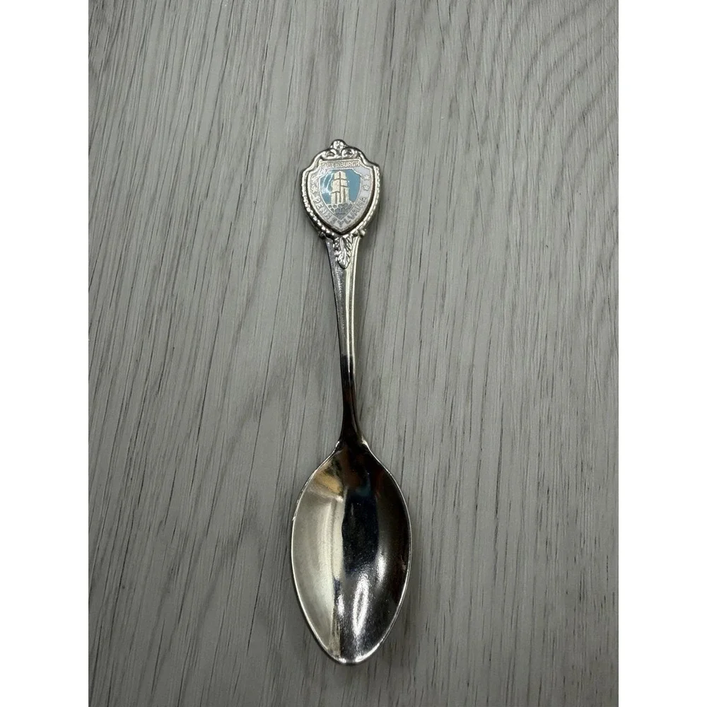 Pittsburgh Pennsylvania Souvenir‎ Spoon Enamel Shield Cathedral Vintage